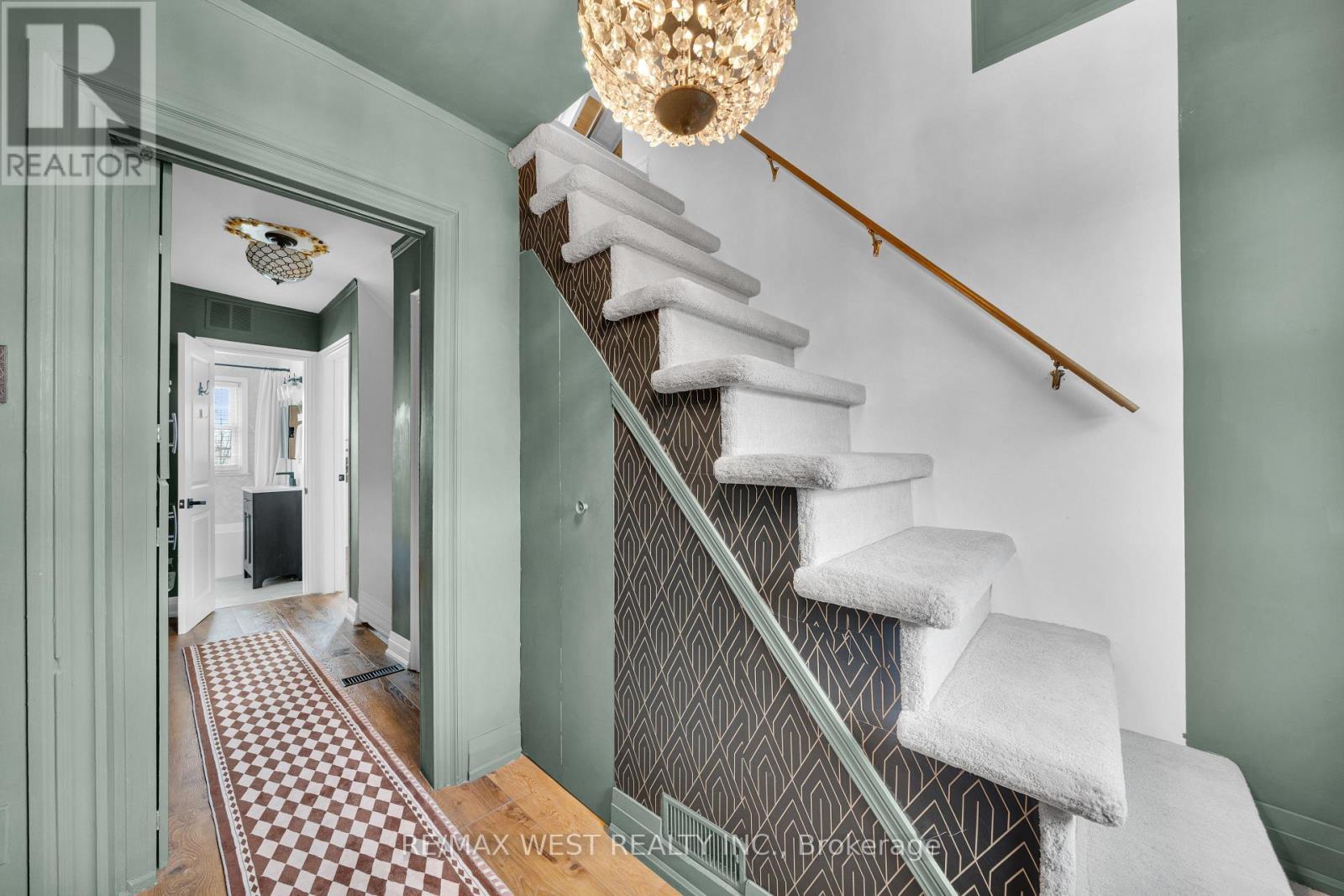 259 Sixth Street, Toronto, ON