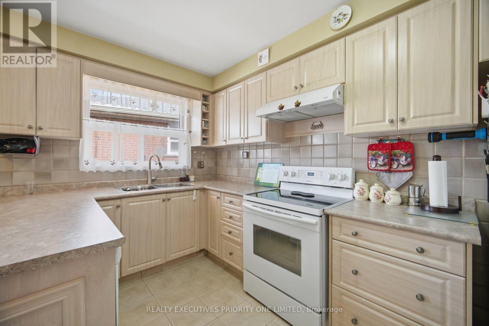 43 Elana Drive, Toronto, ON