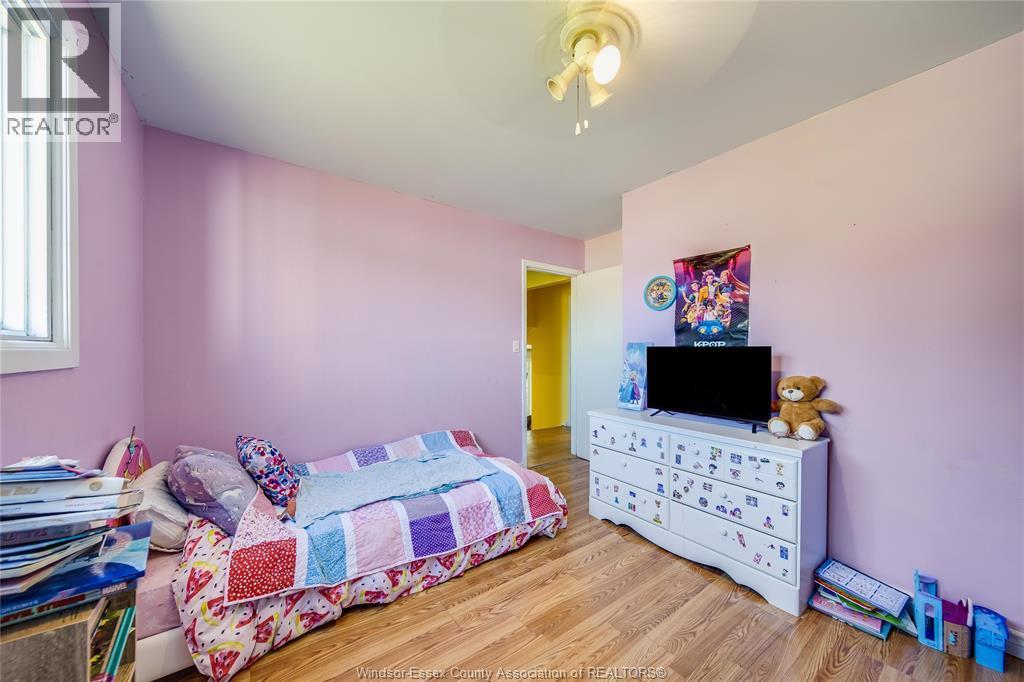 368 Carling Crescent, Windsor, ON