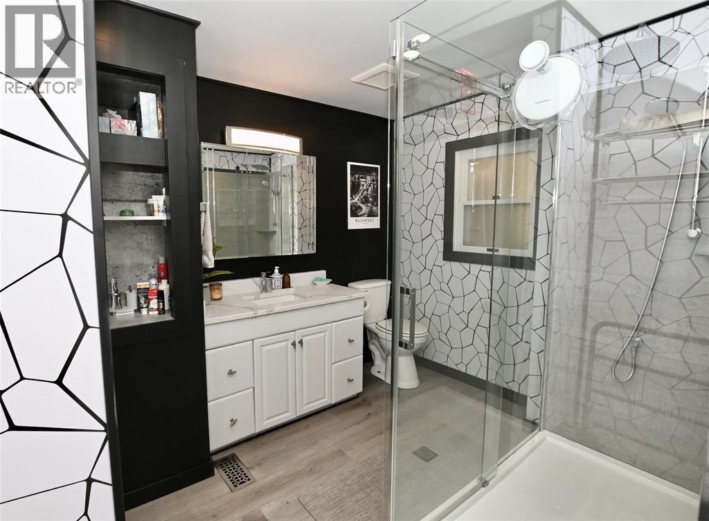 1226 Lakeshore Road, Sarnia, ON