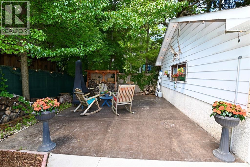1226 Lakeshore Road, Sarnia, ON