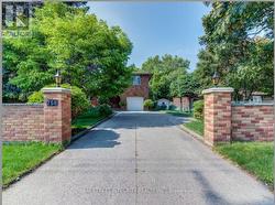 UPPER 758 BRADLEY AVENUE London South, ON N6E 1J9