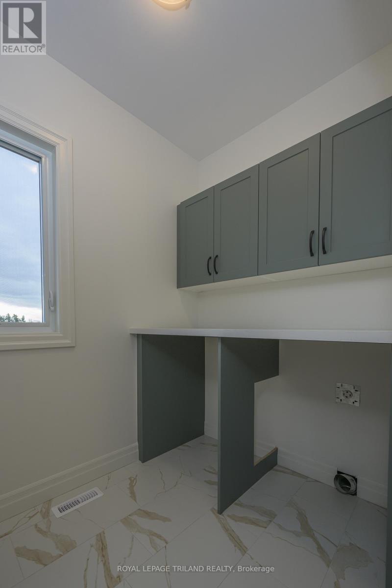 4211 Liberty Crossing, London South (South V), ON