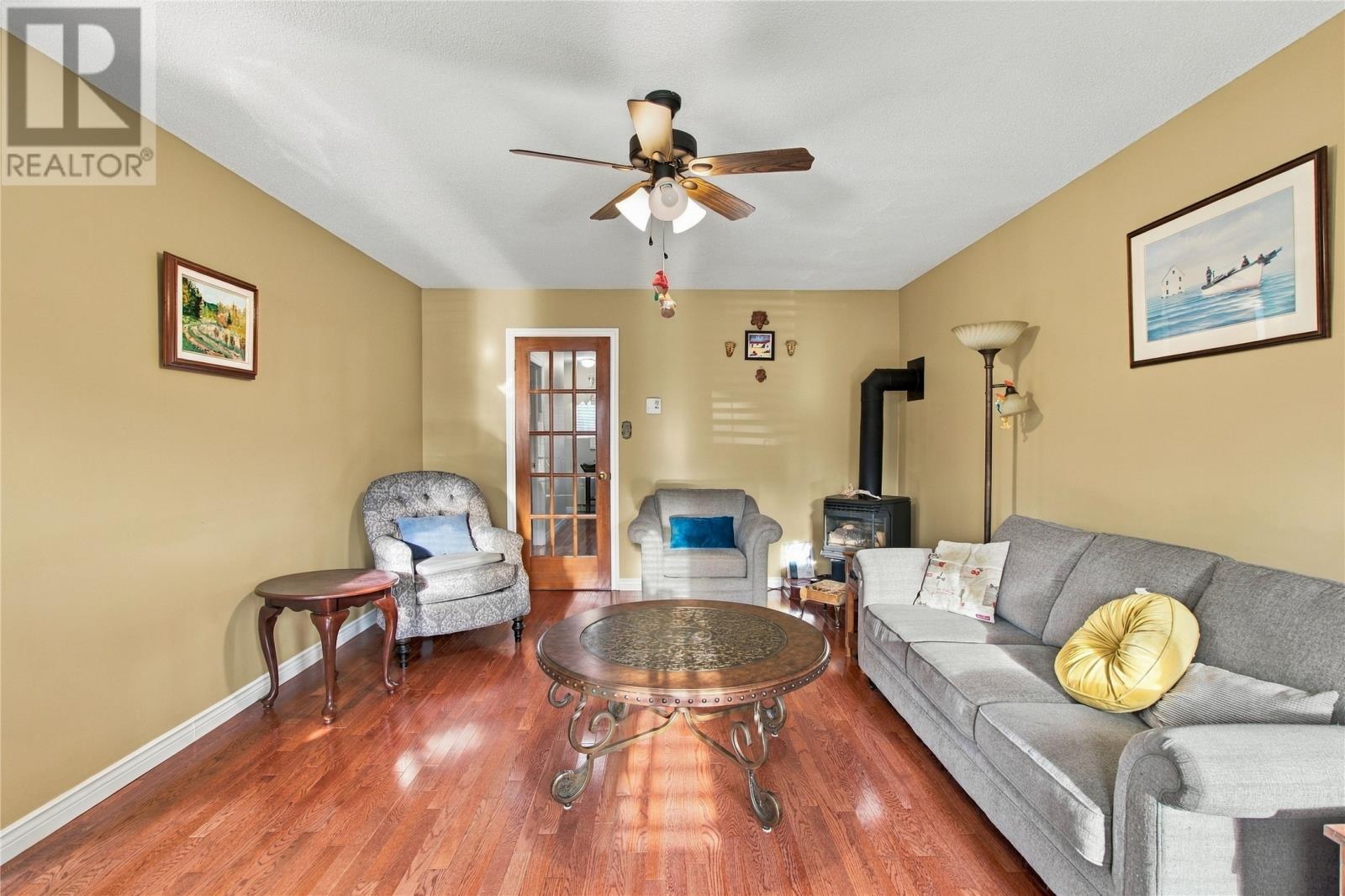 5 Trafalgar Drive, Mount Pearl, NL