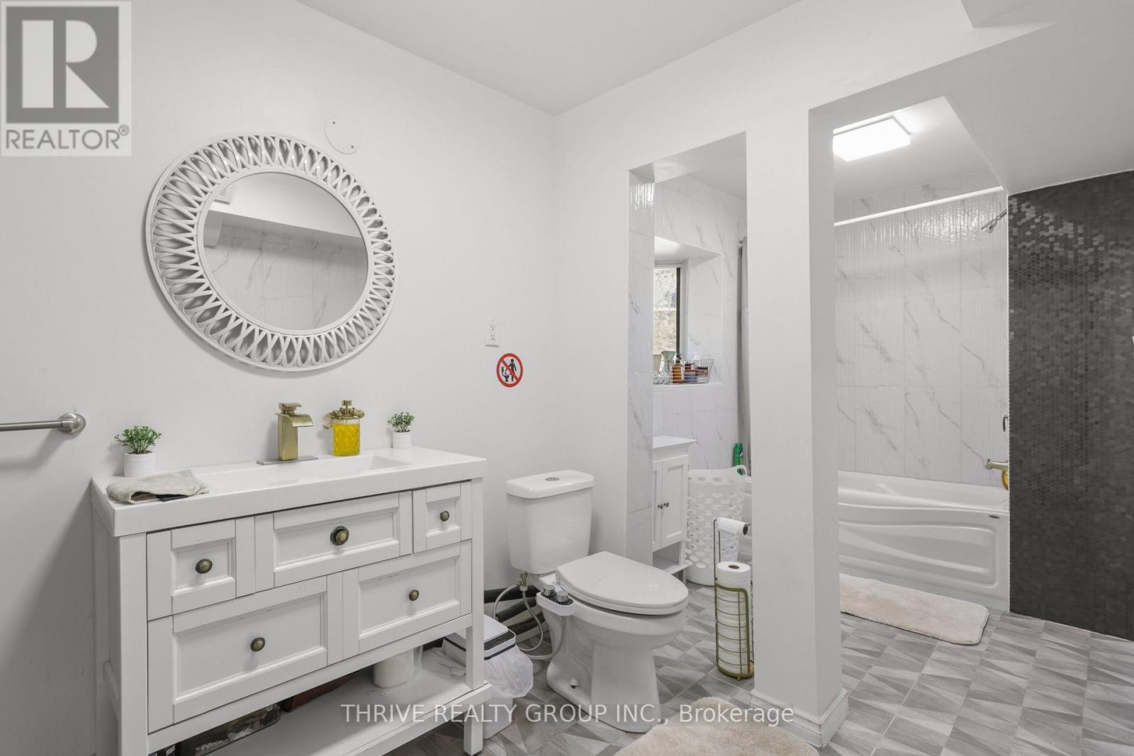8198 Littlewood Drive, Middlesex Centre, ON