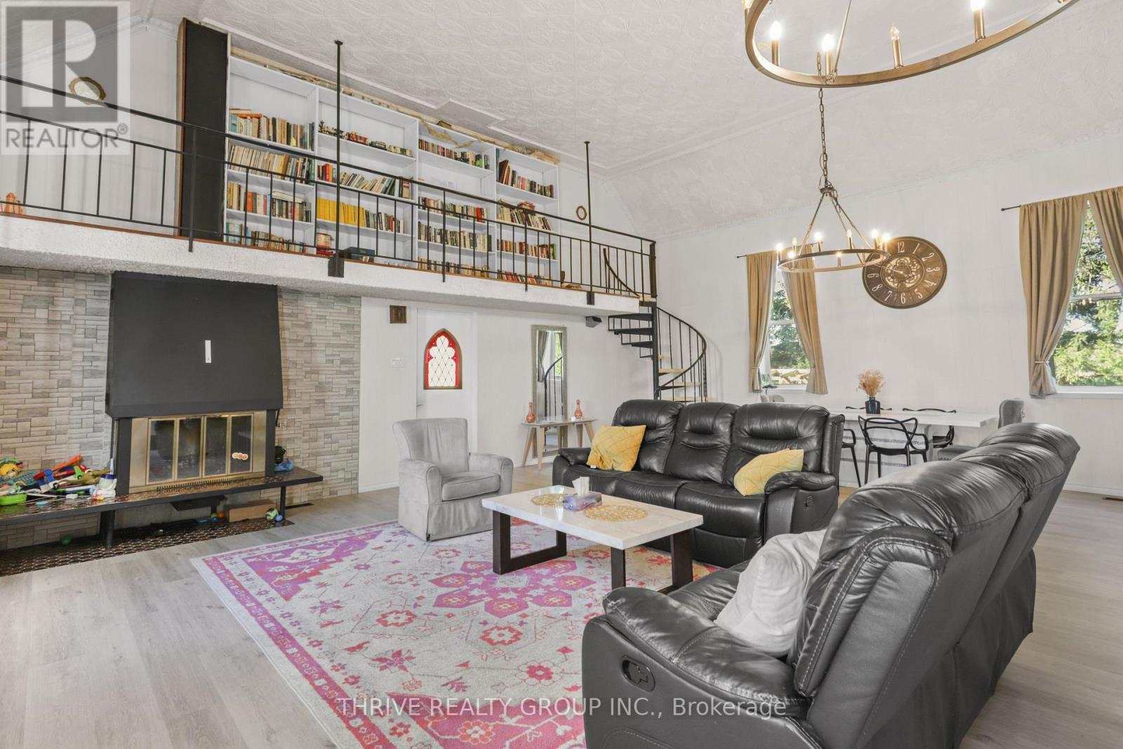 8198 Littlewood Drive, Middlesex Centre, ON
