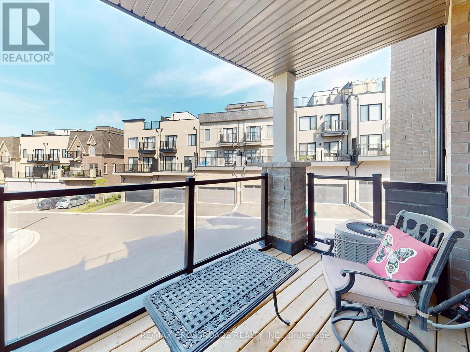 9 Oscar Steeper Lane, Markham, ON