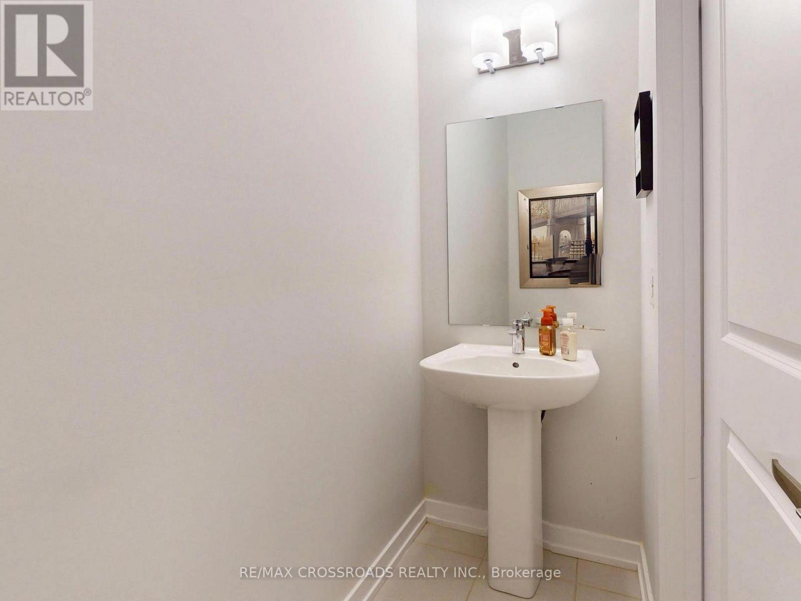 9 Oscar Steeper Lane, Markham, ON