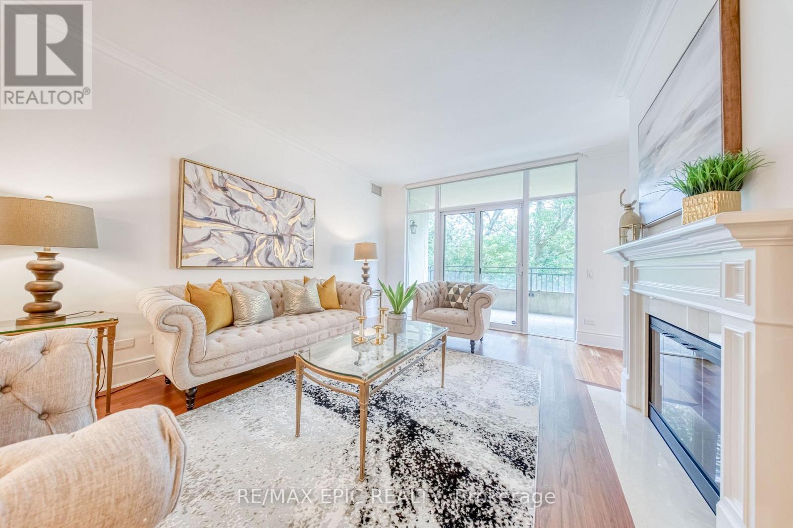 211 - 7071 Bayview Avenue, Markham, ON