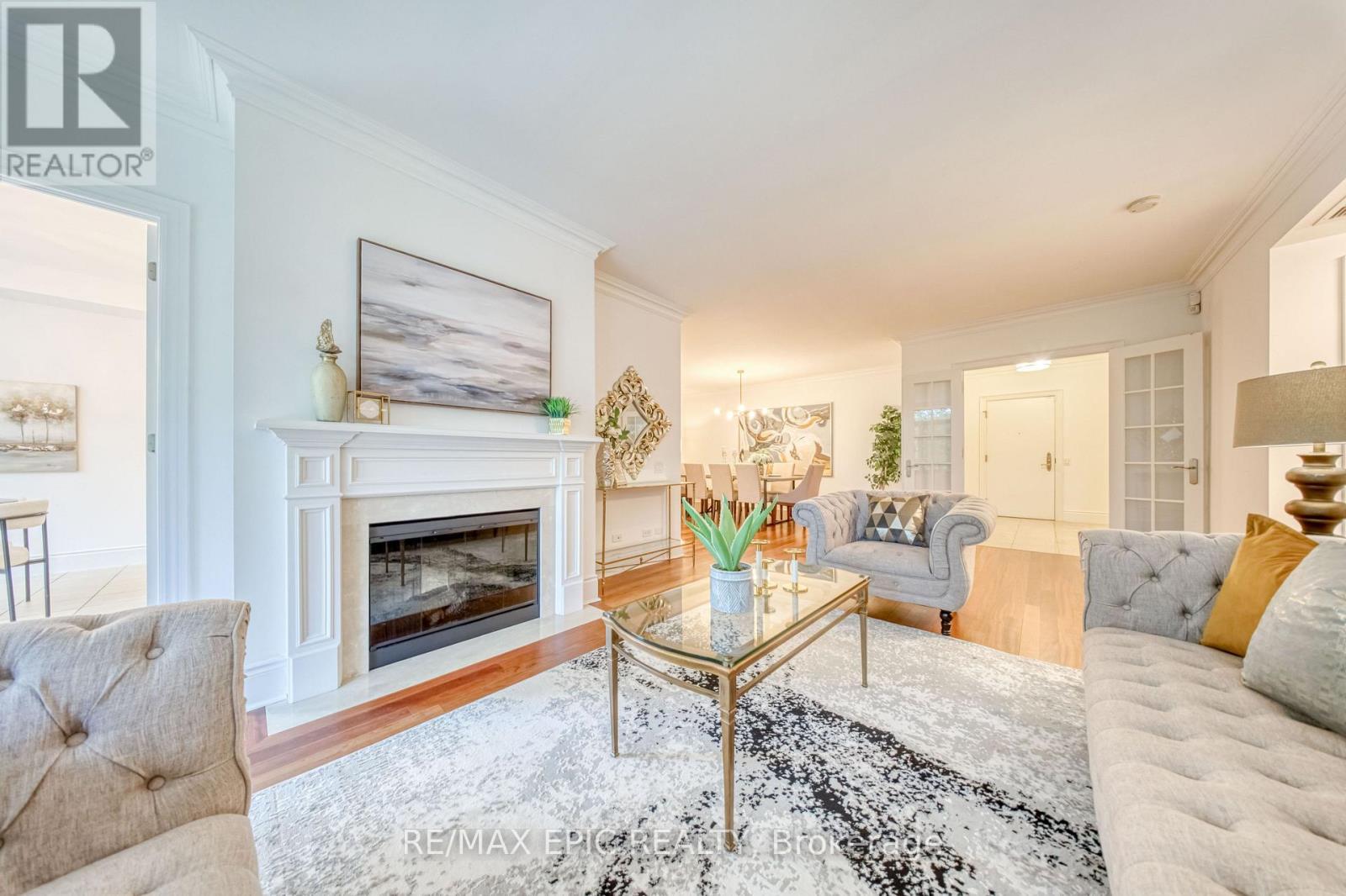 211 - 7071 Bayview Avenue, Markham, ON