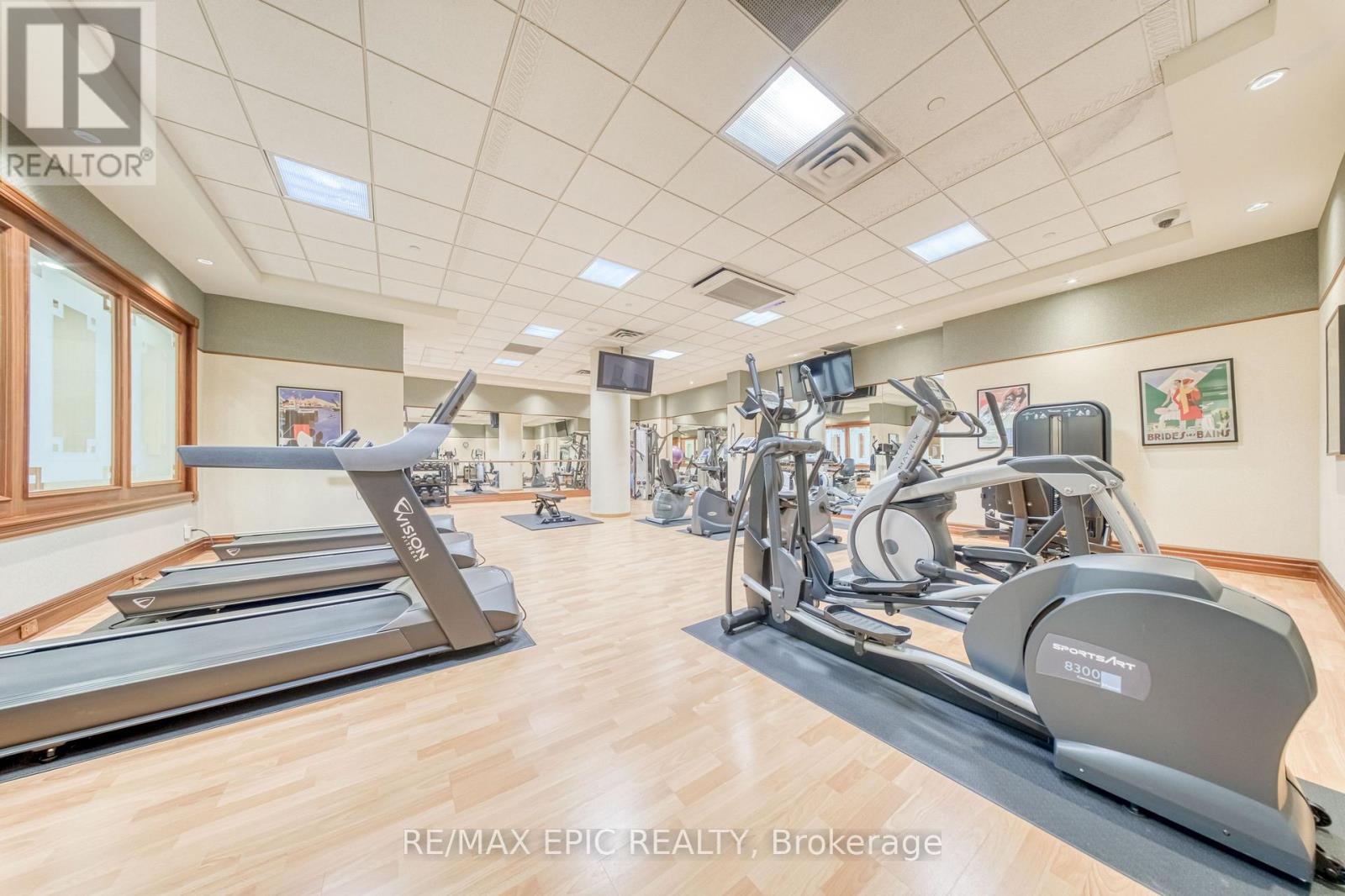 211 - 7071 Bayview Avenue, Markham, ON