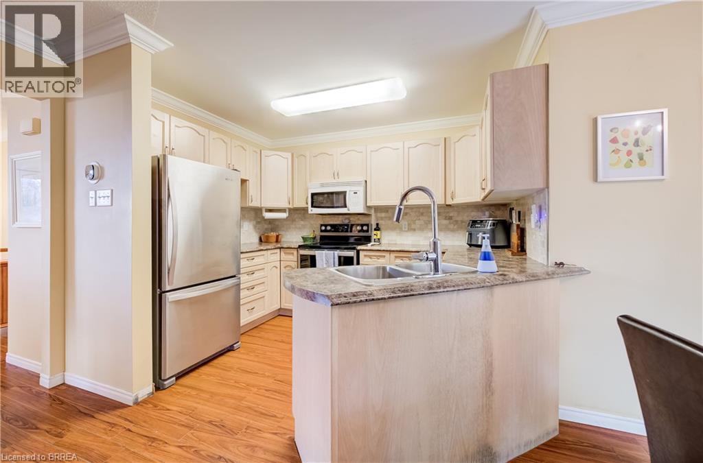 64 Blackfriar Lane, Brantford, ON
