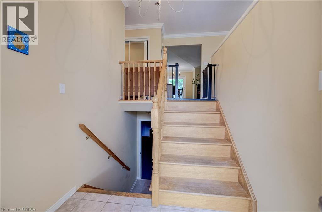 64 Blackfriar Lane, Brantford, ON