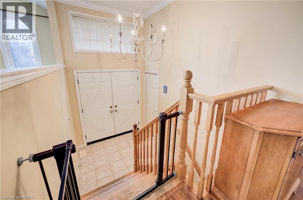 64 Blackfriar Lane, Brantford, ON