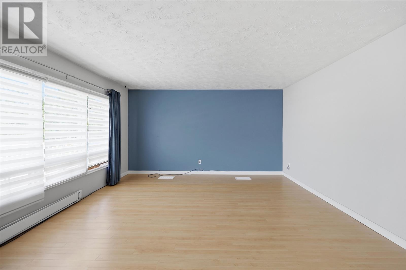 99 Findlay Rd E, Echo Bay, ON