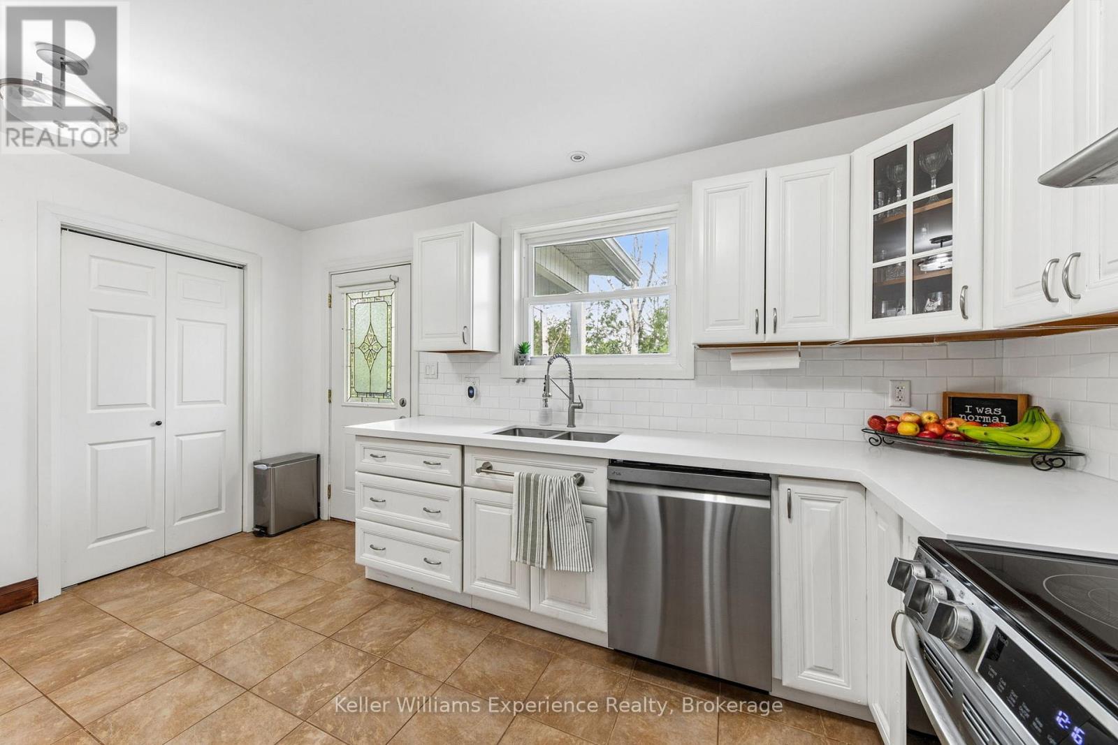 66 Albion Lane, Tiny, ON