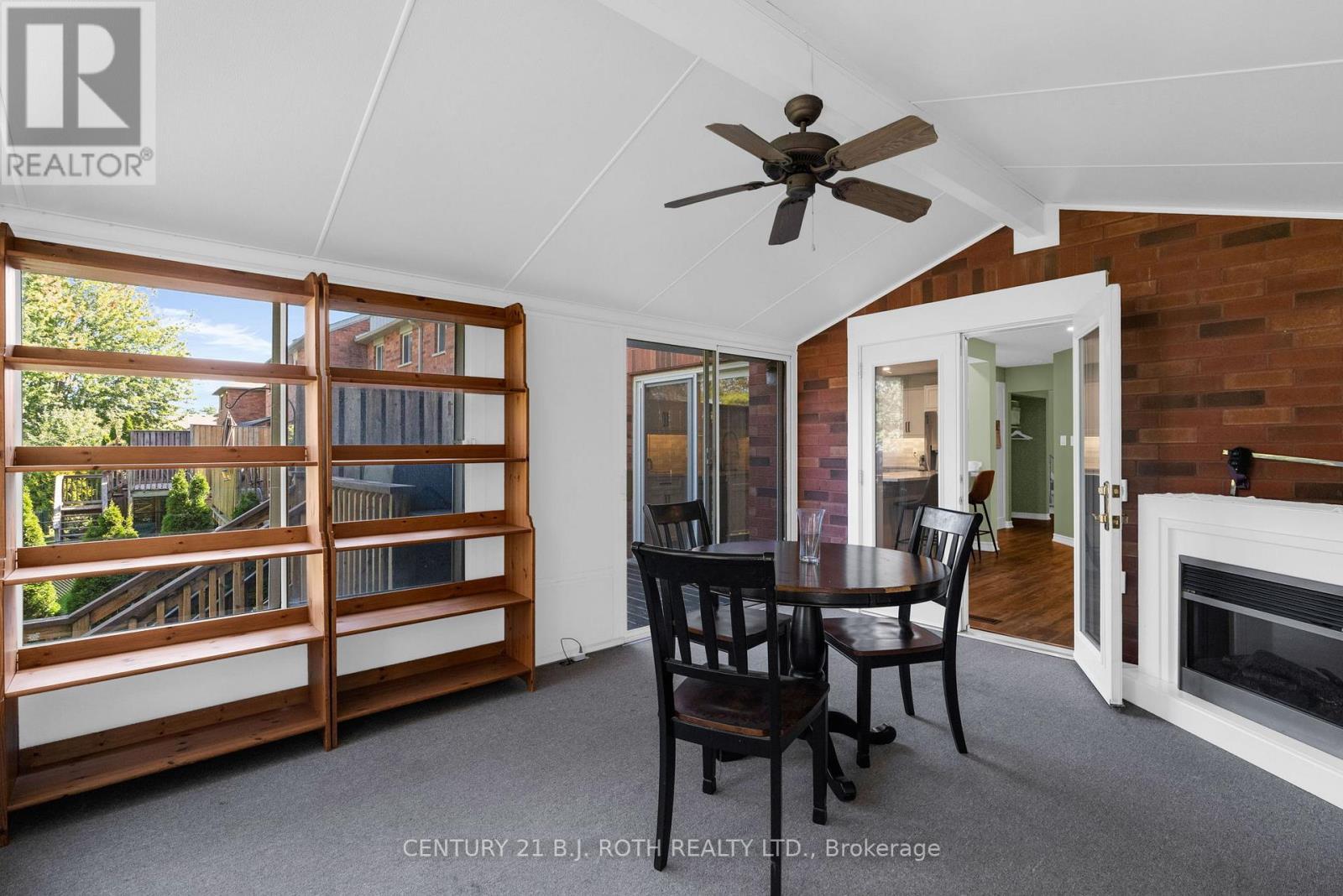 102 Holgate Street, Barrie, ON