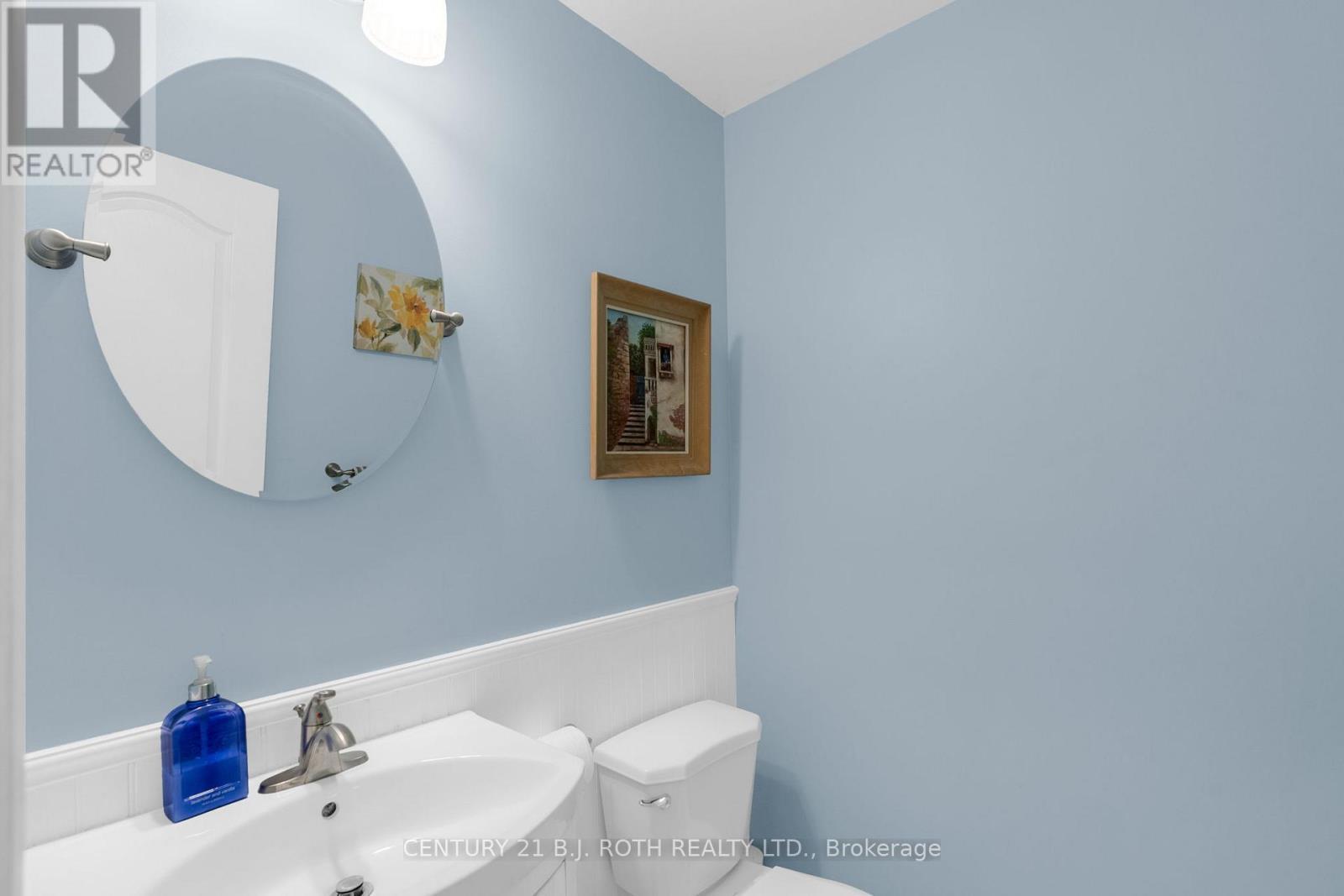 102 Holgate Street, Barrie, ON