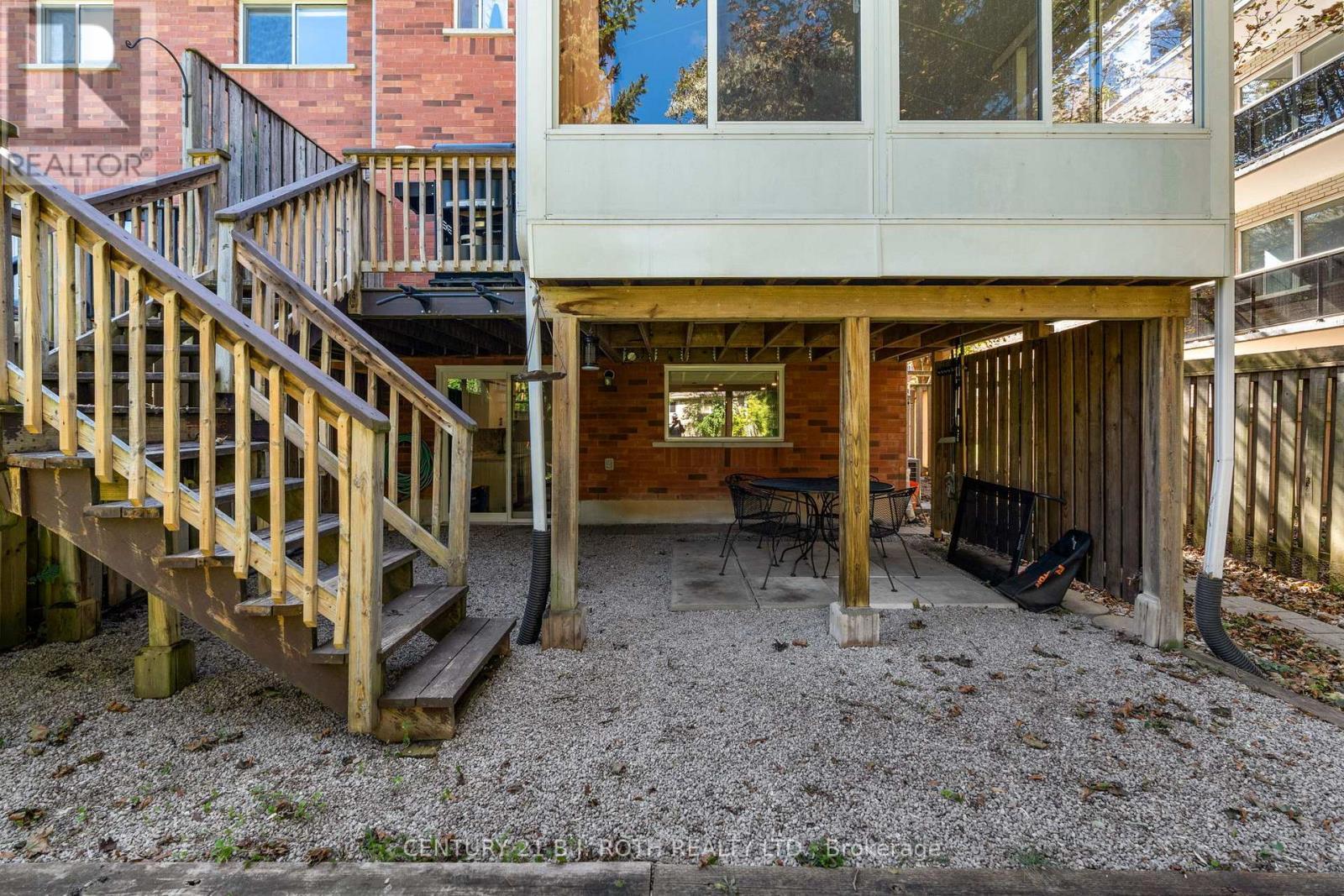 102 Holgate Street, Barrie, ON