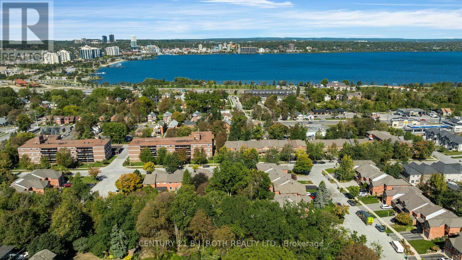 102 Holgate Street, Barrie, ON
