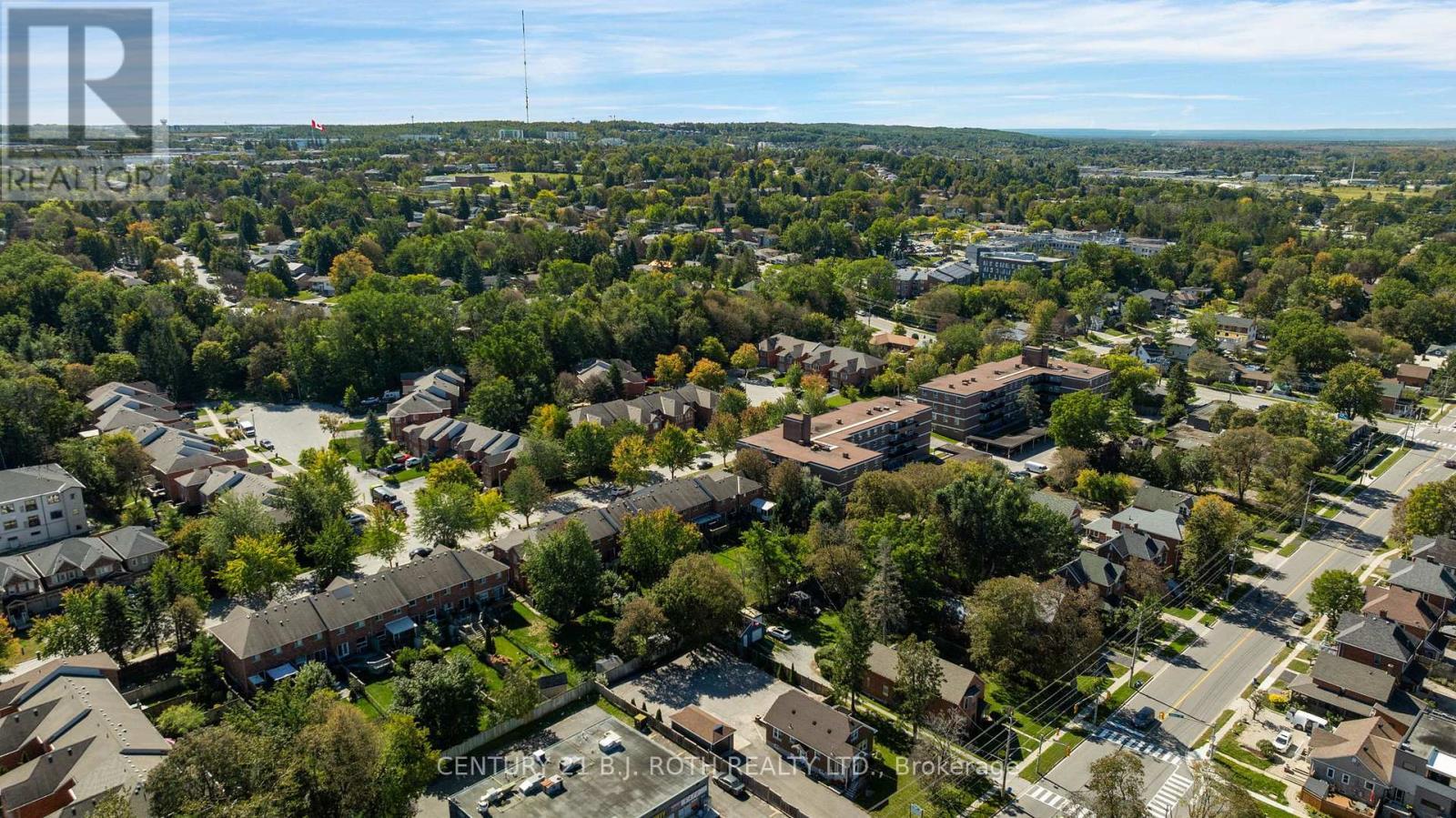 102 Holgate Street, Barrie, ON
