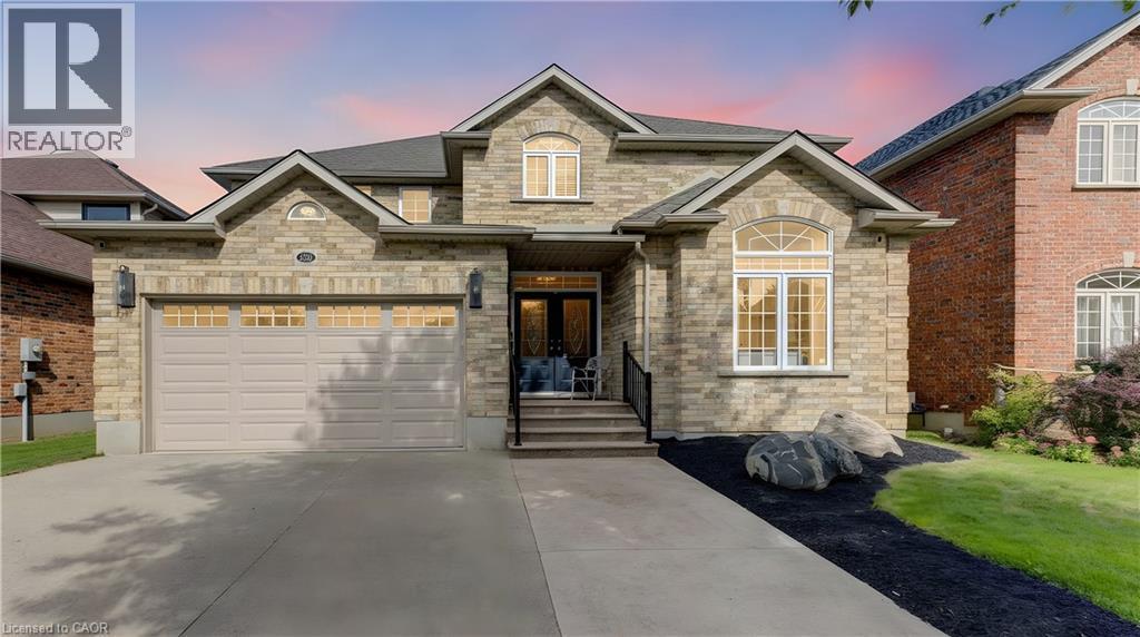 231 Hawkswood Drive, Kitchener, ON