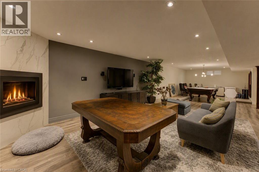 231 Hawkswood Drive, Kitchener, ON