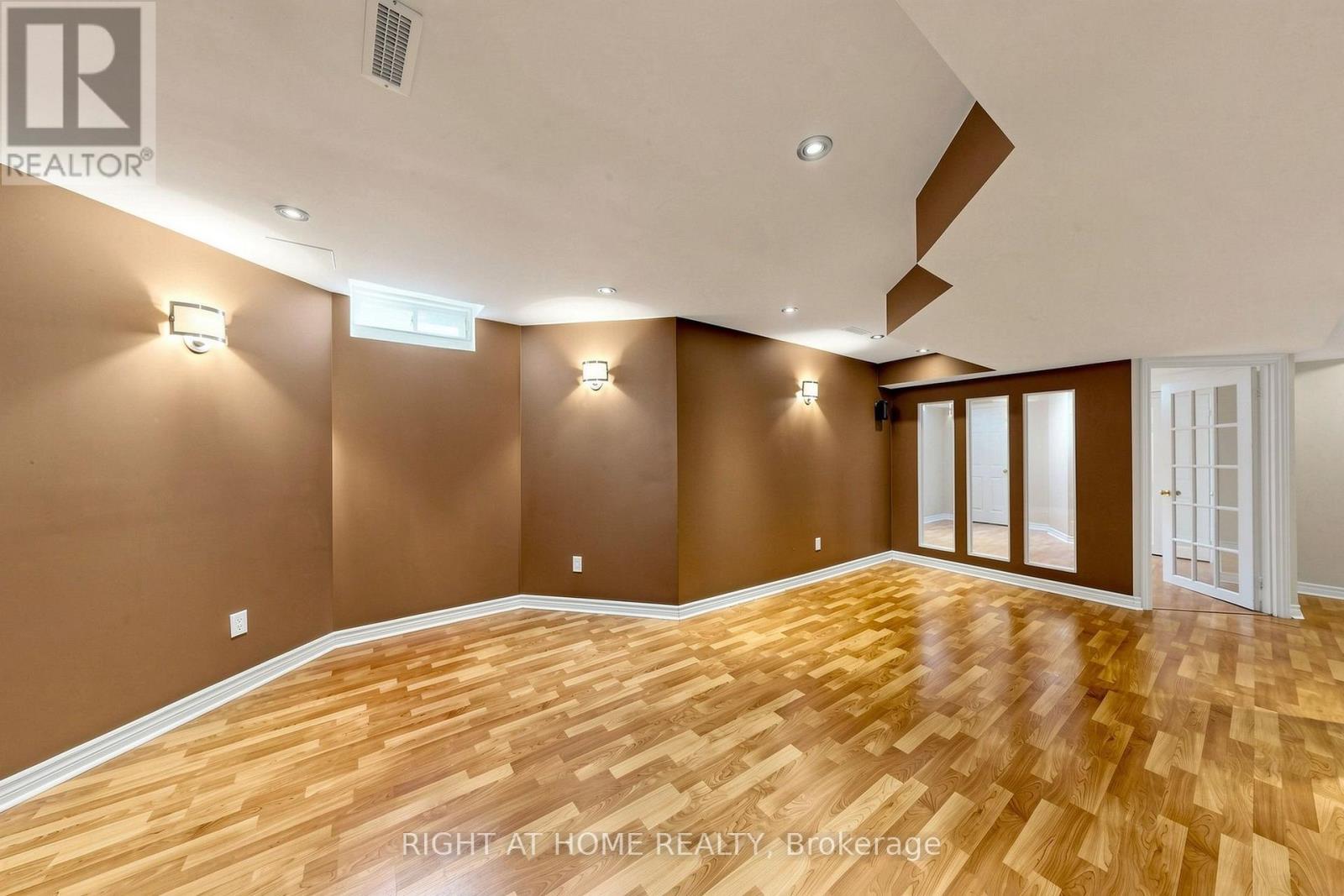 5 Mendoza Drive, Brampton, ON