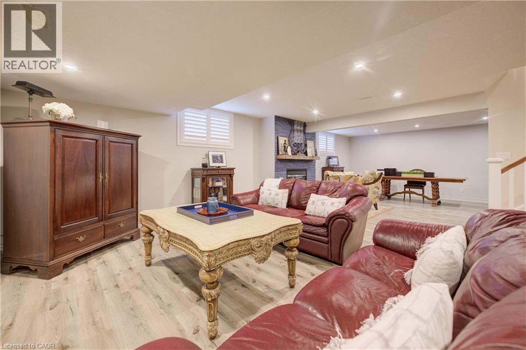 517 Starboard Crescent, Waterloo, ON