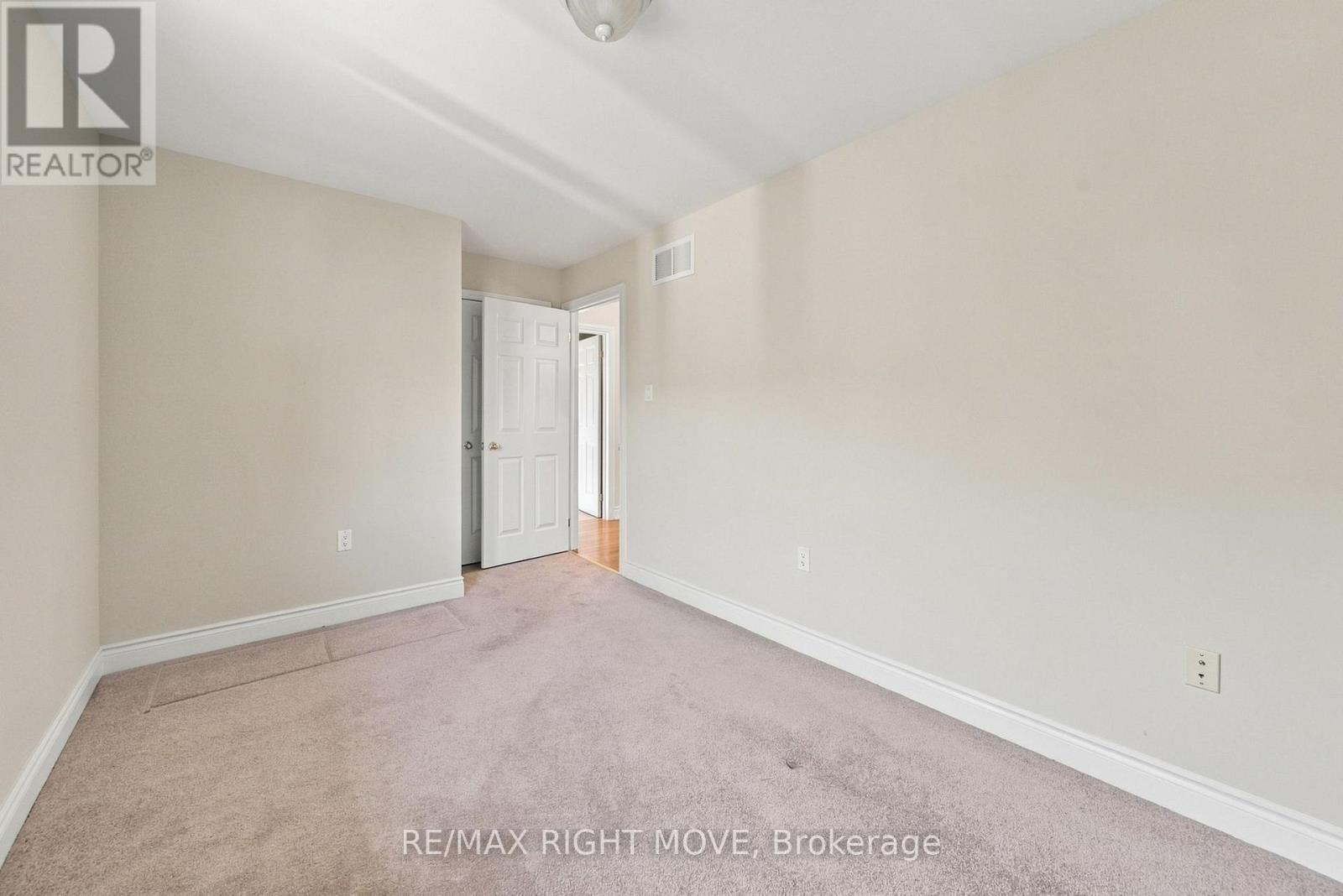 3240 Goldstein Road, Severn, ON