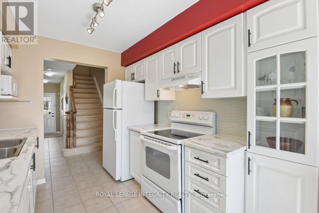 416 Wisteria Crescent, Ottawa, ON