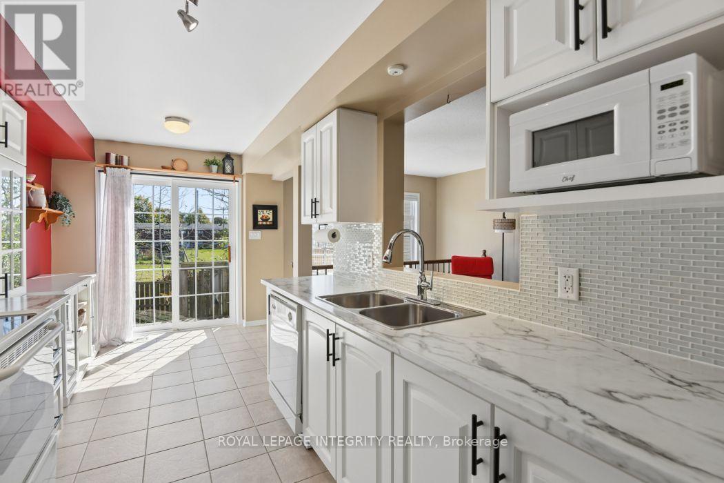 416 Wisteria Crescent, Ottawa, ON