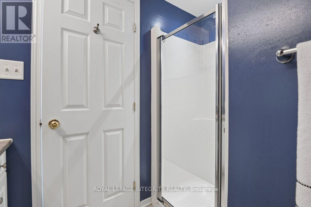 416 Wisteria Crescent, Ottawa, ON