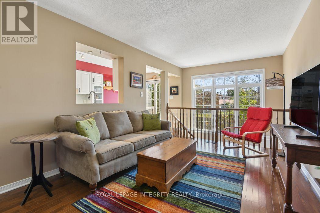 416 Wisteria Crescent, Ottawa, ON