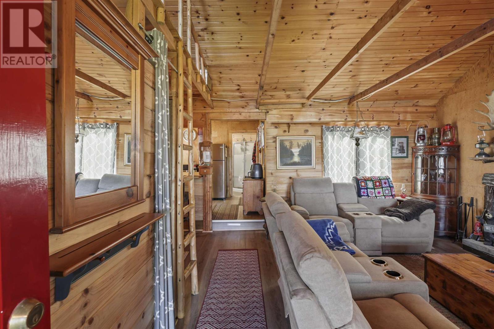 271 Smith Bay Rd|District Of Manitoulin, Gore Bay, ON