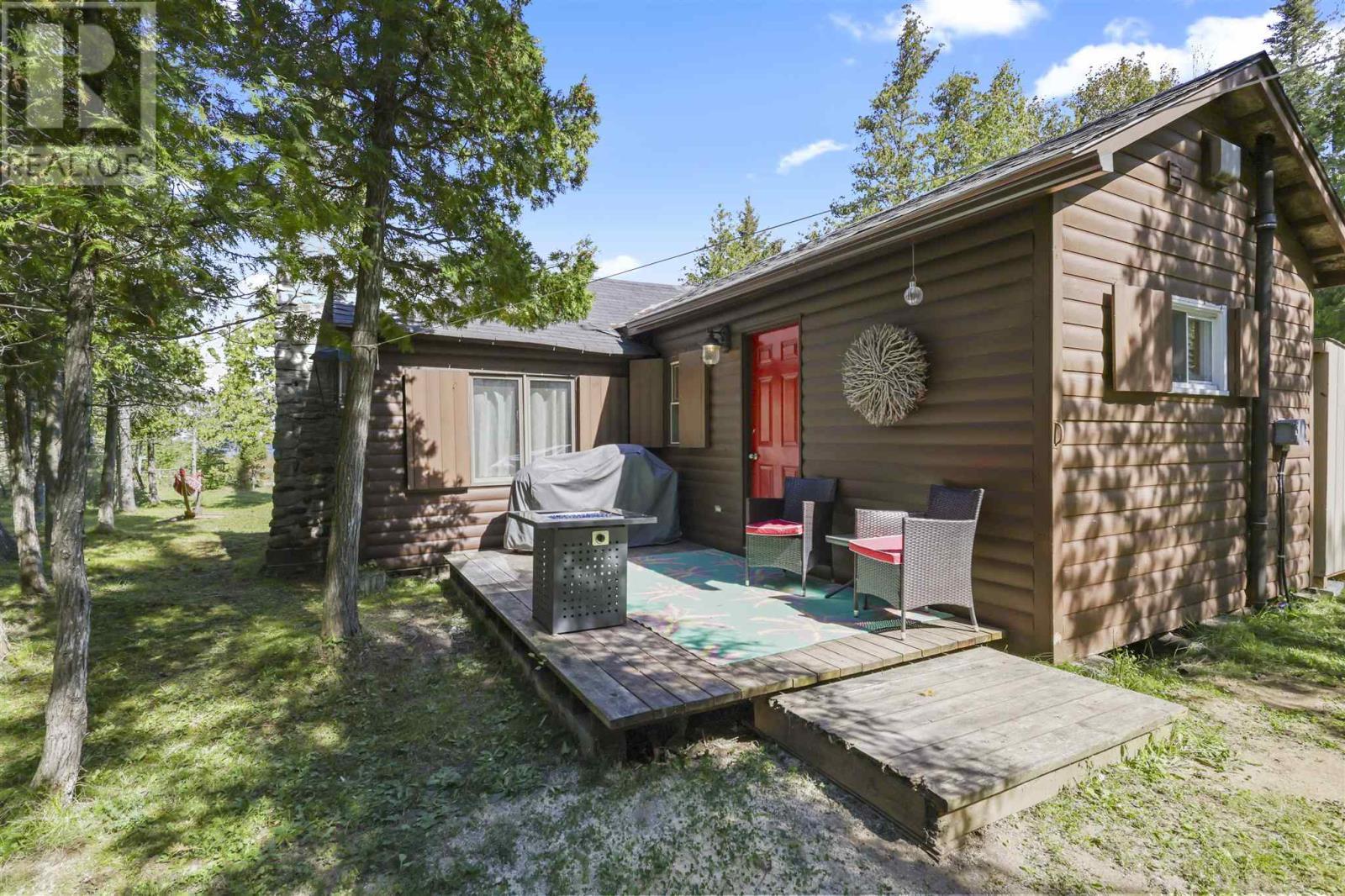 271 Smith Bay Rd|District Of Manitoulin, Gore Bay, ON