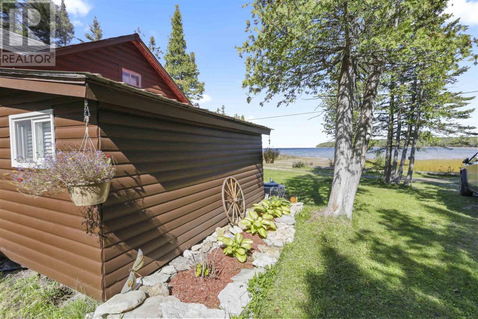 271 Smith Bay Rd|District Of Manitoulin, Gore Bay, ON