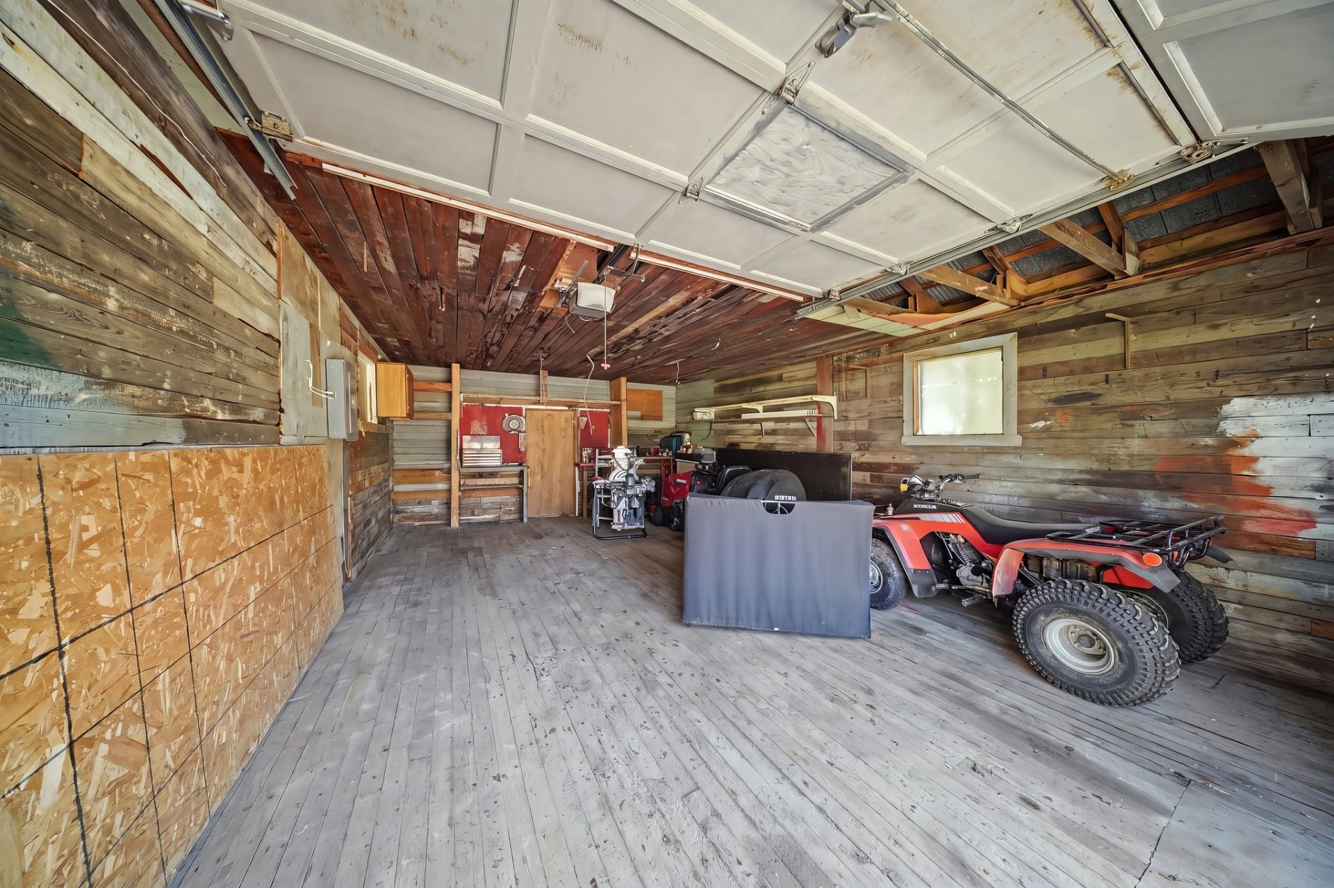 Garage - 4495 Ch. De La Rivière-Aux-Sables, Saguenay (Lac-Kénogami), QC