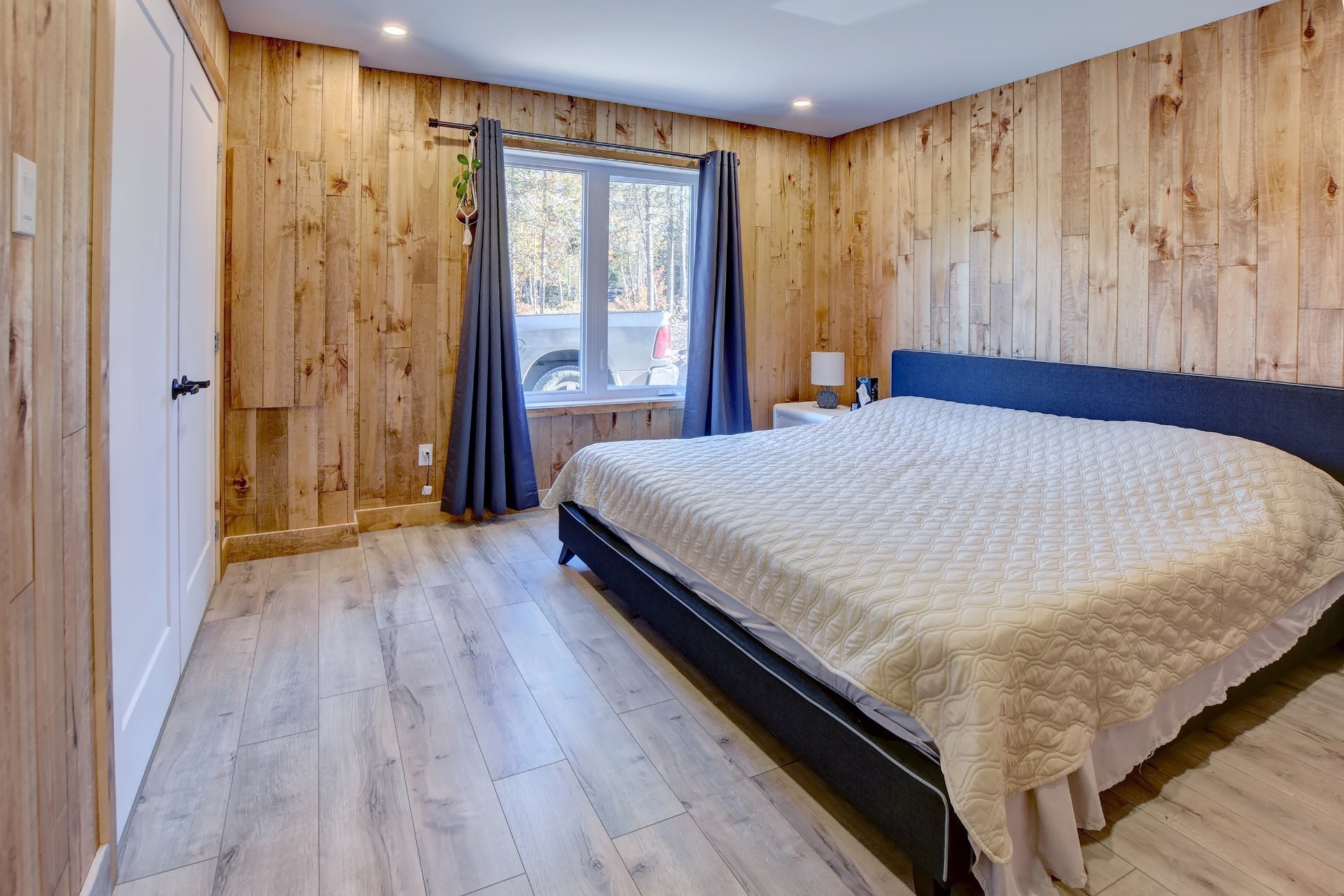 Master Bedroom - 11 Ch. Des Noisettes, Saint-Michel-Des-Saints, QC
