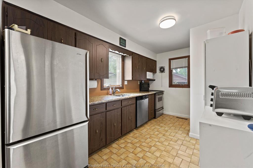 3189 Mckay, Windsor, ON