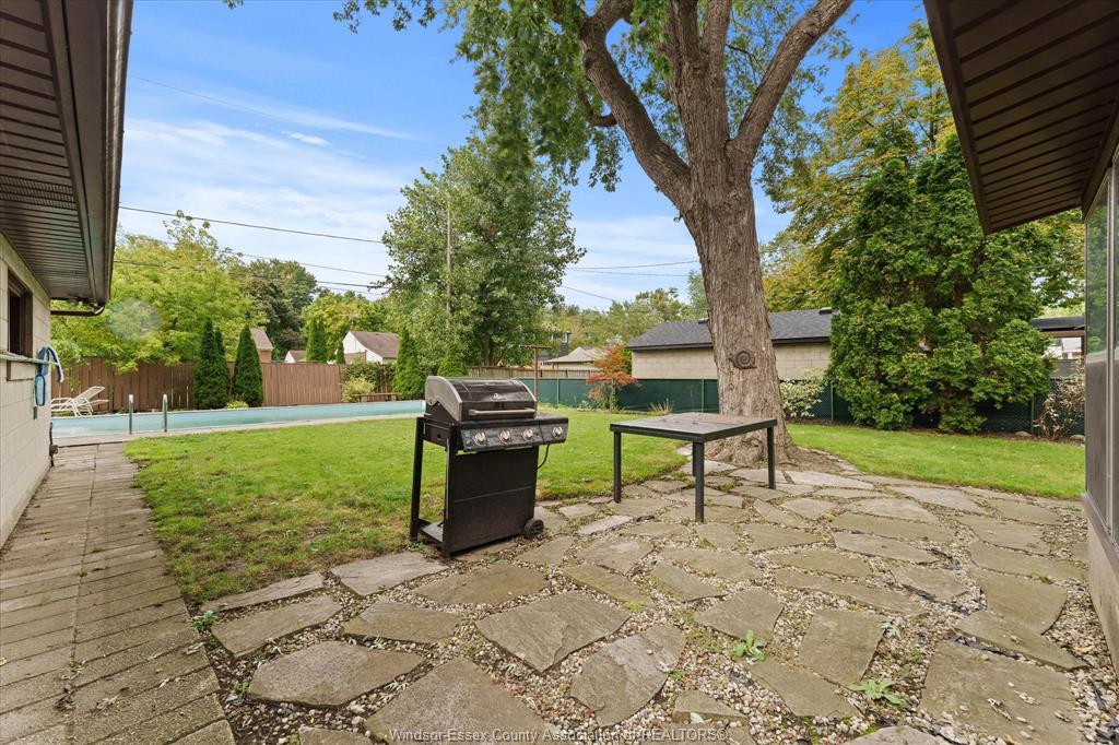 3189 Mckay, Windsor, ON