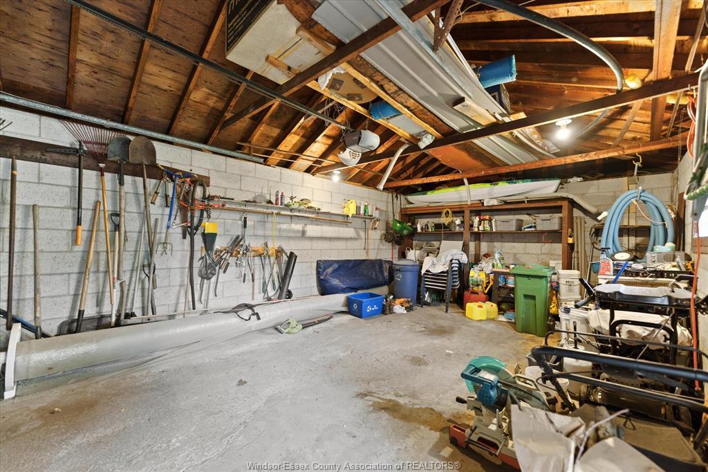 3189 Mckay, Windsor, ON