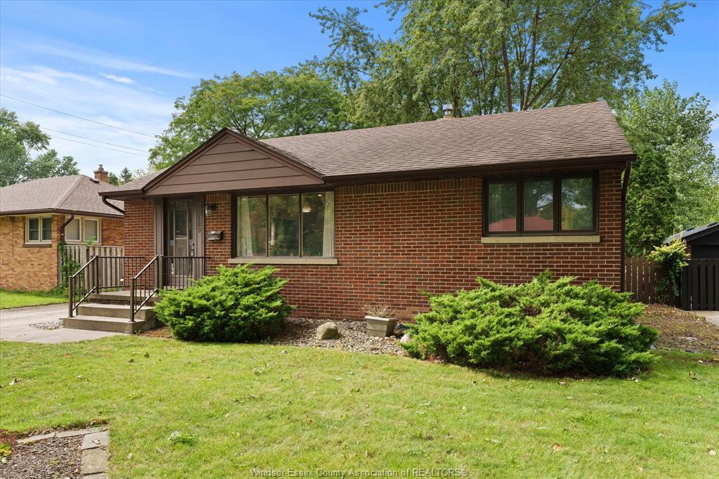 3189 Mckay, Windsor, ON