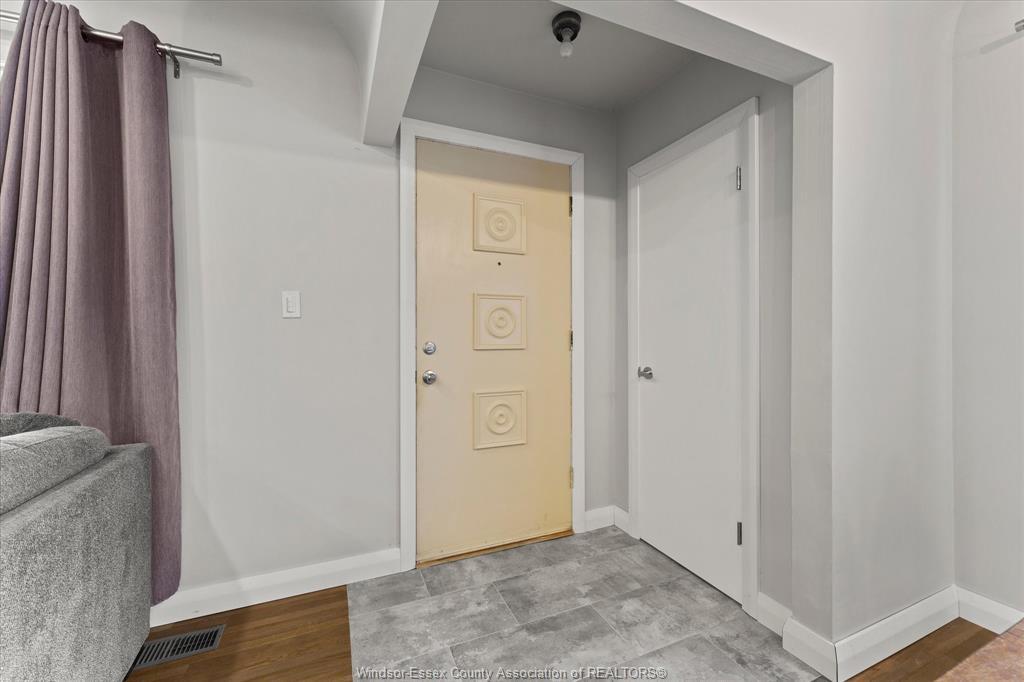 3189 Mckay, Windsor, ON