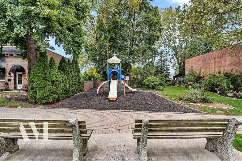 1716 Eastgate Estates, Windsor, ON