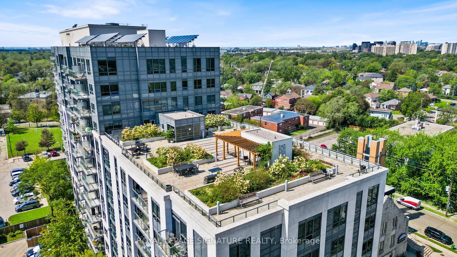 721-35 Saranac Boulevard, Toronto, ON