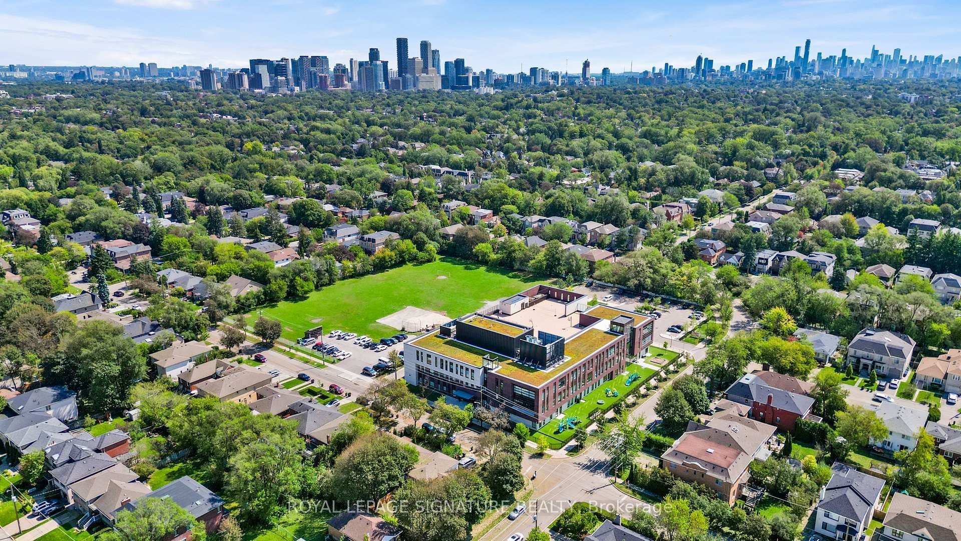 721-35 Saranac Boulevard, Toronto, ON