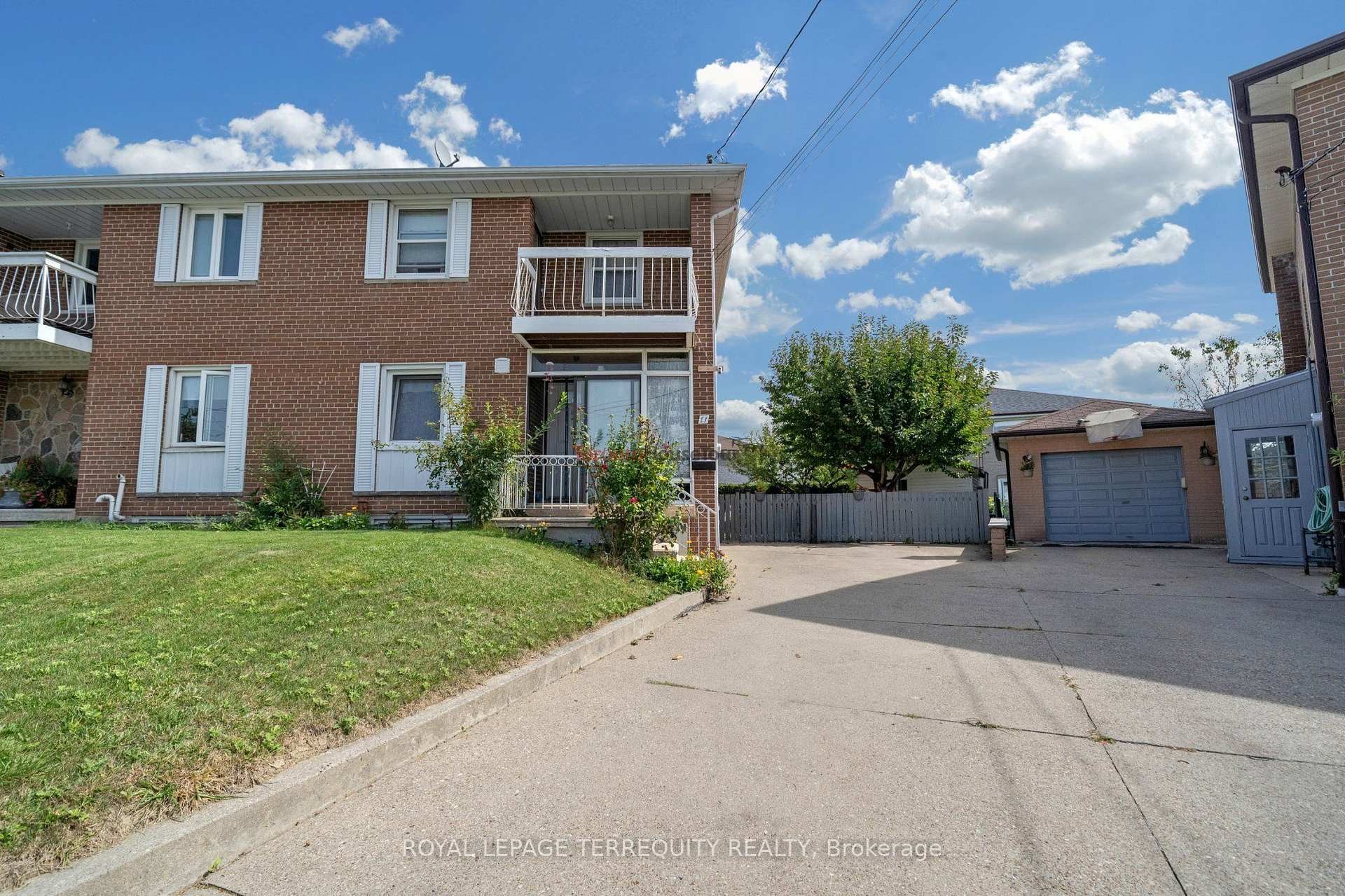 11 Dixiana Court, Toronto, ON