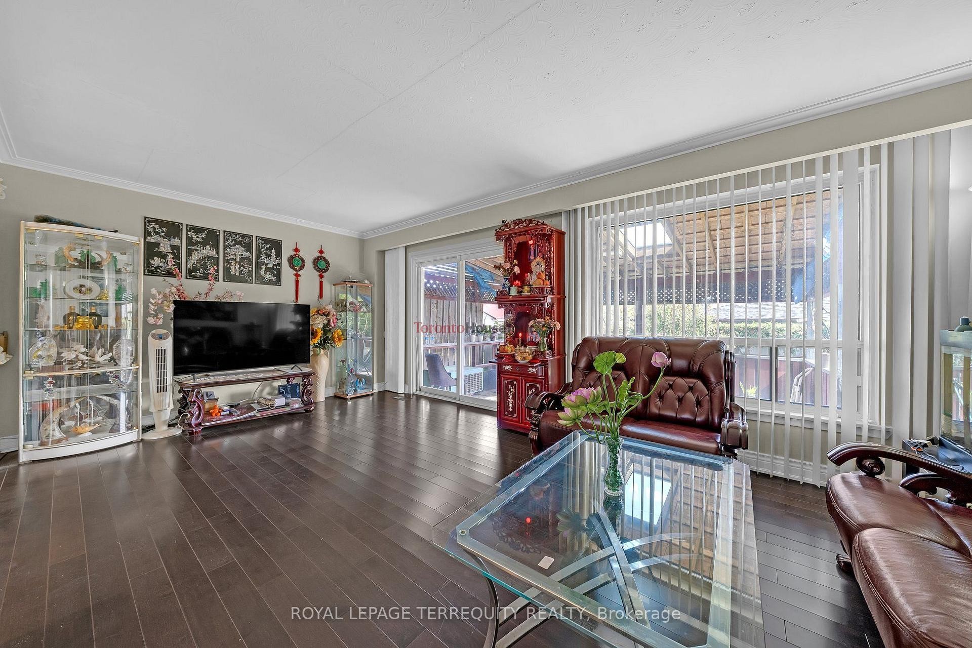 11 Dixiana Court, Toronto, ON