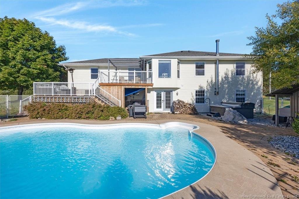 16 Darling Crt, Quispamsis, NB
